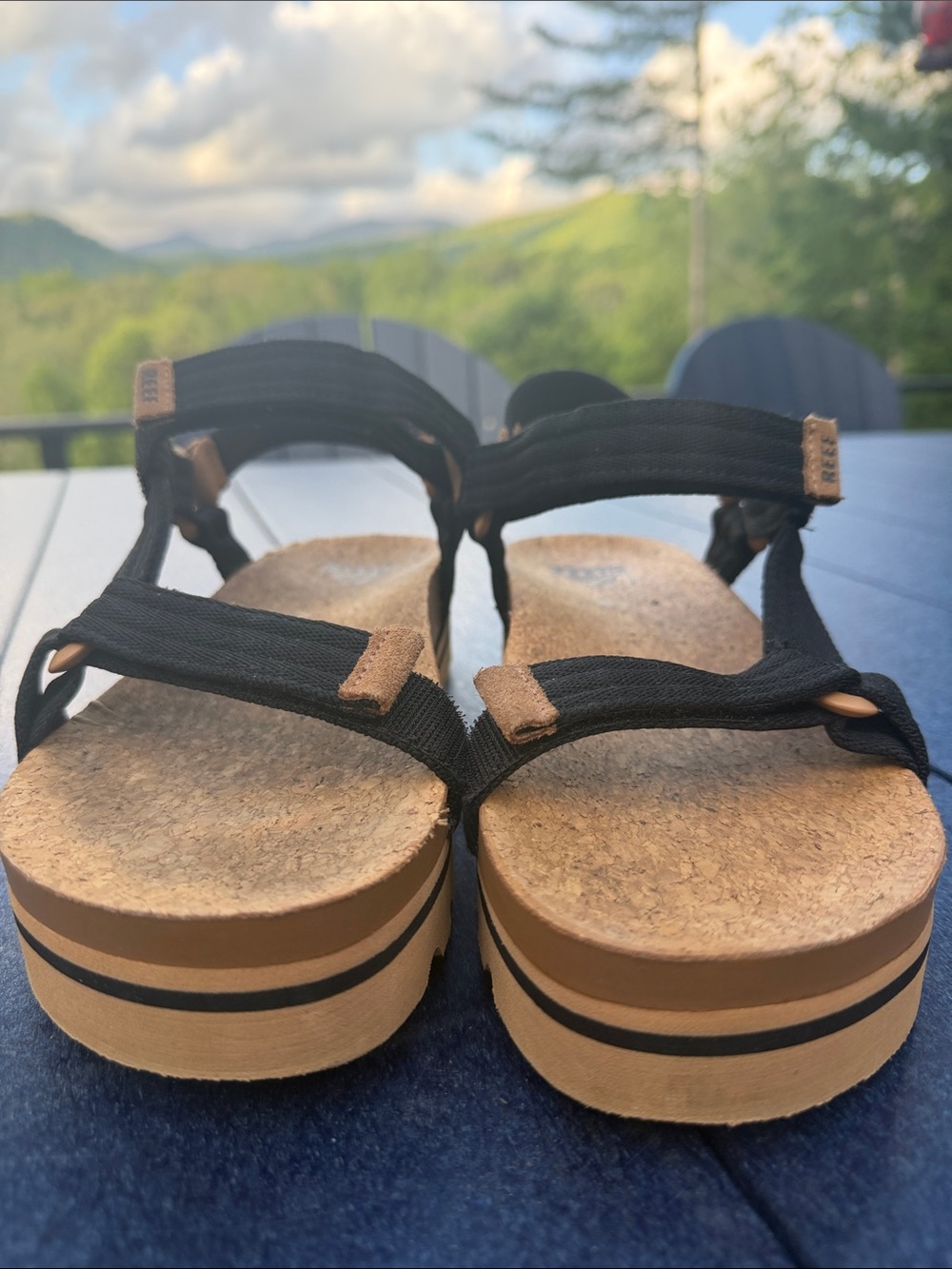 REEF Women's Black Strappy Cork Platform Sandals, size 8 - Picture 3 of 8
